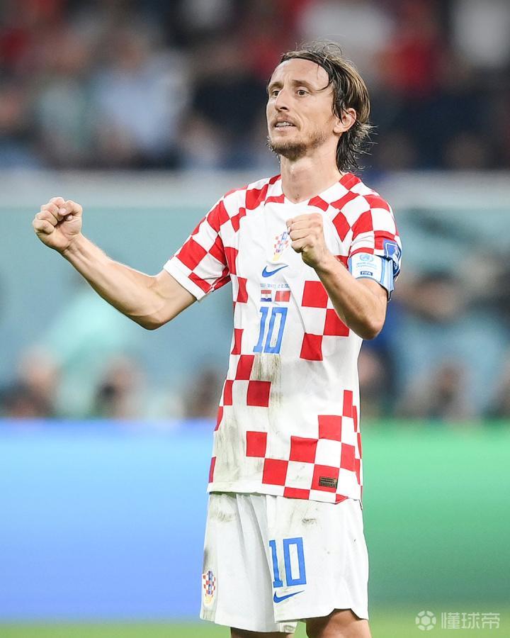 港队本月亚洲杯预选赛大名单：陈晋一领衔中超、中甲8将入选